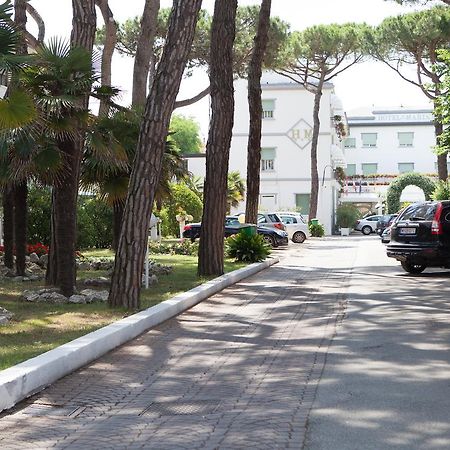 Residence Marina Lido di Jesolo Eksteriør bilde